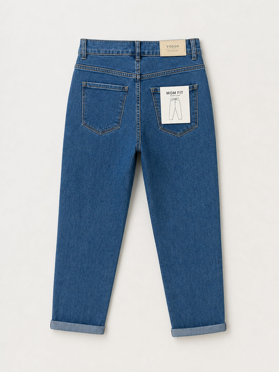 Jean Mom Fit – Boutons Argentés aux Poches