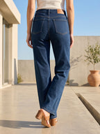 Jean Wide Leg bleu brut classique porté, vue de dos - Voggo