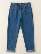 Jean Mom Fit à ceinture élastiquée seul sur fond neutre, vue de face - Voggo