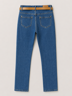 Jean coupe droite à ceinture assortie seul sur fond neutre, vue de dos - Voggo