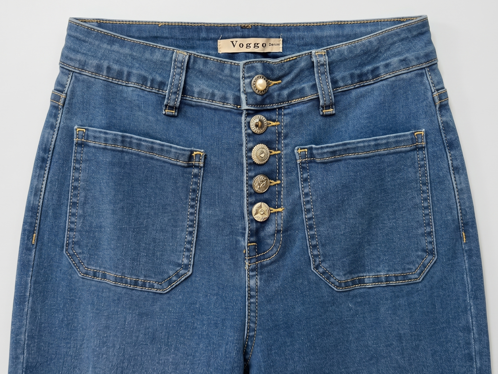 Jean Wide Leg 7/8ème – 5 Boutons & Poches Plaquées