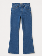 Jean Bootcut bleu denim seul sur fond neutre, vue de face - Voggo