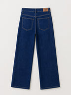 Jean Wide Leg à poches au design original seul sur fond neutre, vue de dos - Voggo