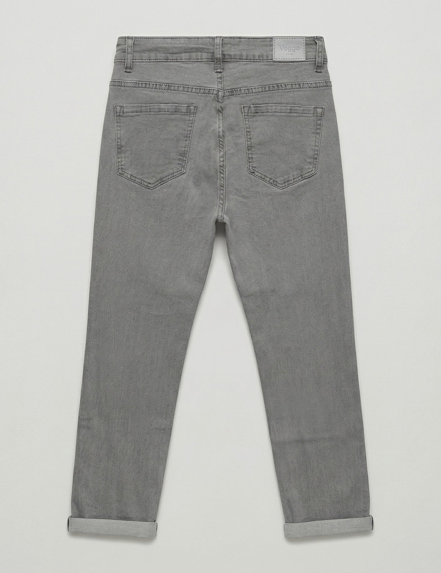Jean 7/8ème Coupe Droite – 5 Boutons Élégants – Gris