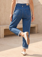 Jean Mom Fit – Boutons Frontaux