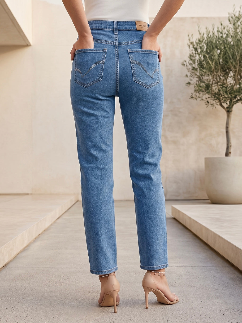 Jean Coupe Droite – Strass Poche Arrière