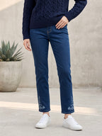 Jean Droit 7/8ème – Broderies Fleurs en Bas de Jambe