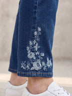 Jean Droit 7/8ème – Broderies Fleurs en Bas de Jambe