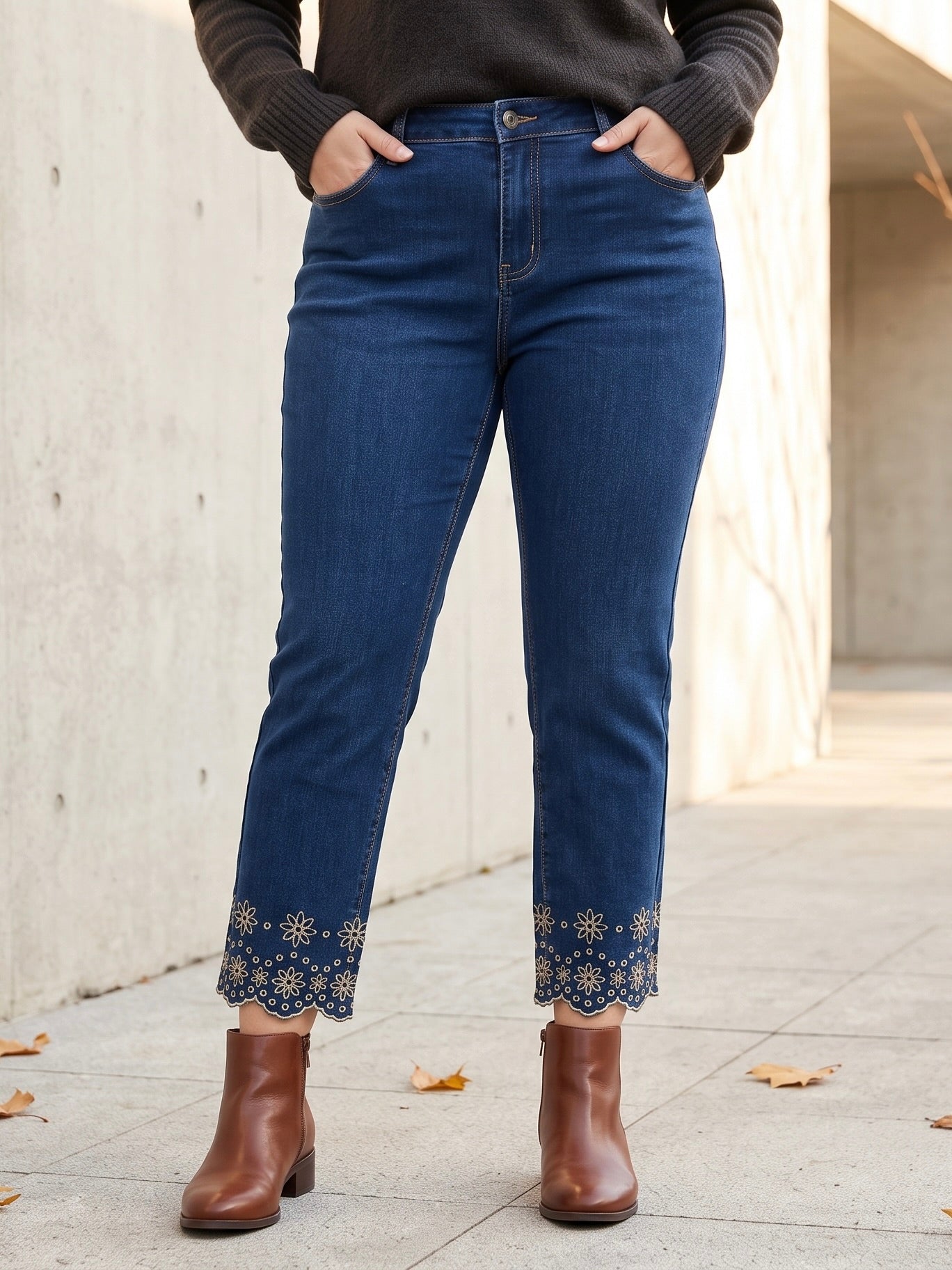 Jean Coupe 7/8ème – Broderie Bas de Jambe
