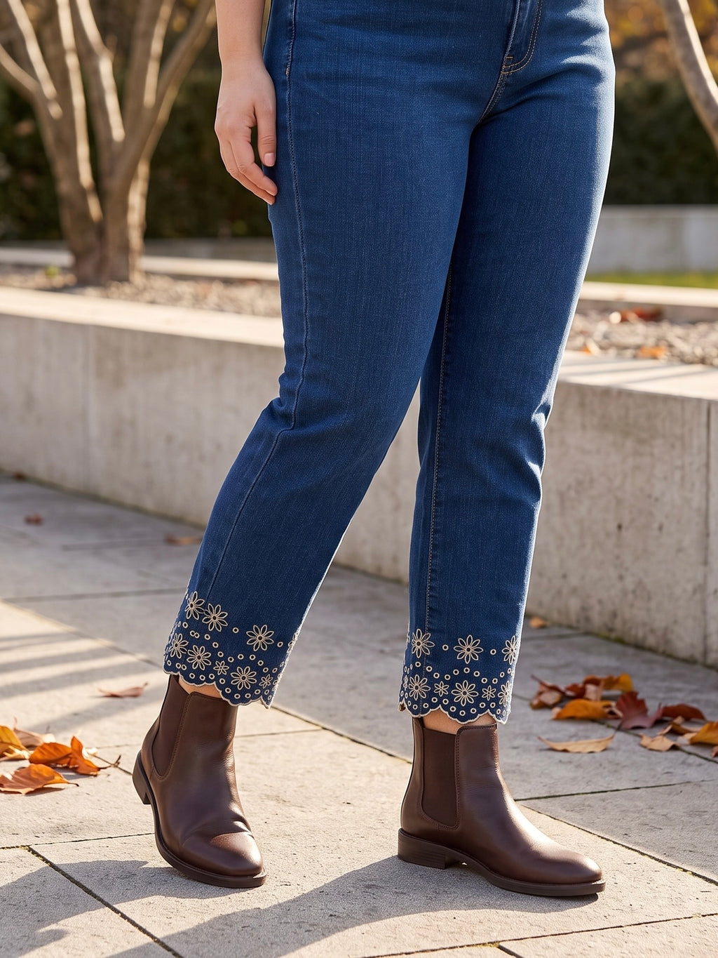 Jean Coupe 7/8ème – Broderie Bas de Jambe