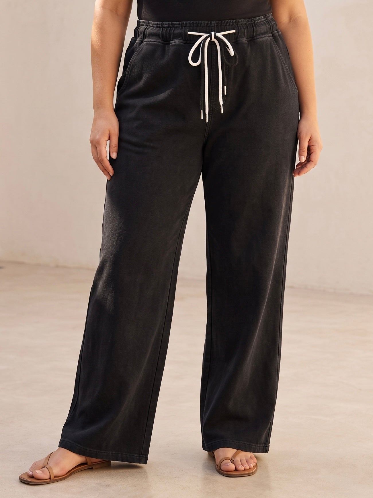 Jean Wide Leg – Grande Taille – Taille Élastique avec Cordons – Noir