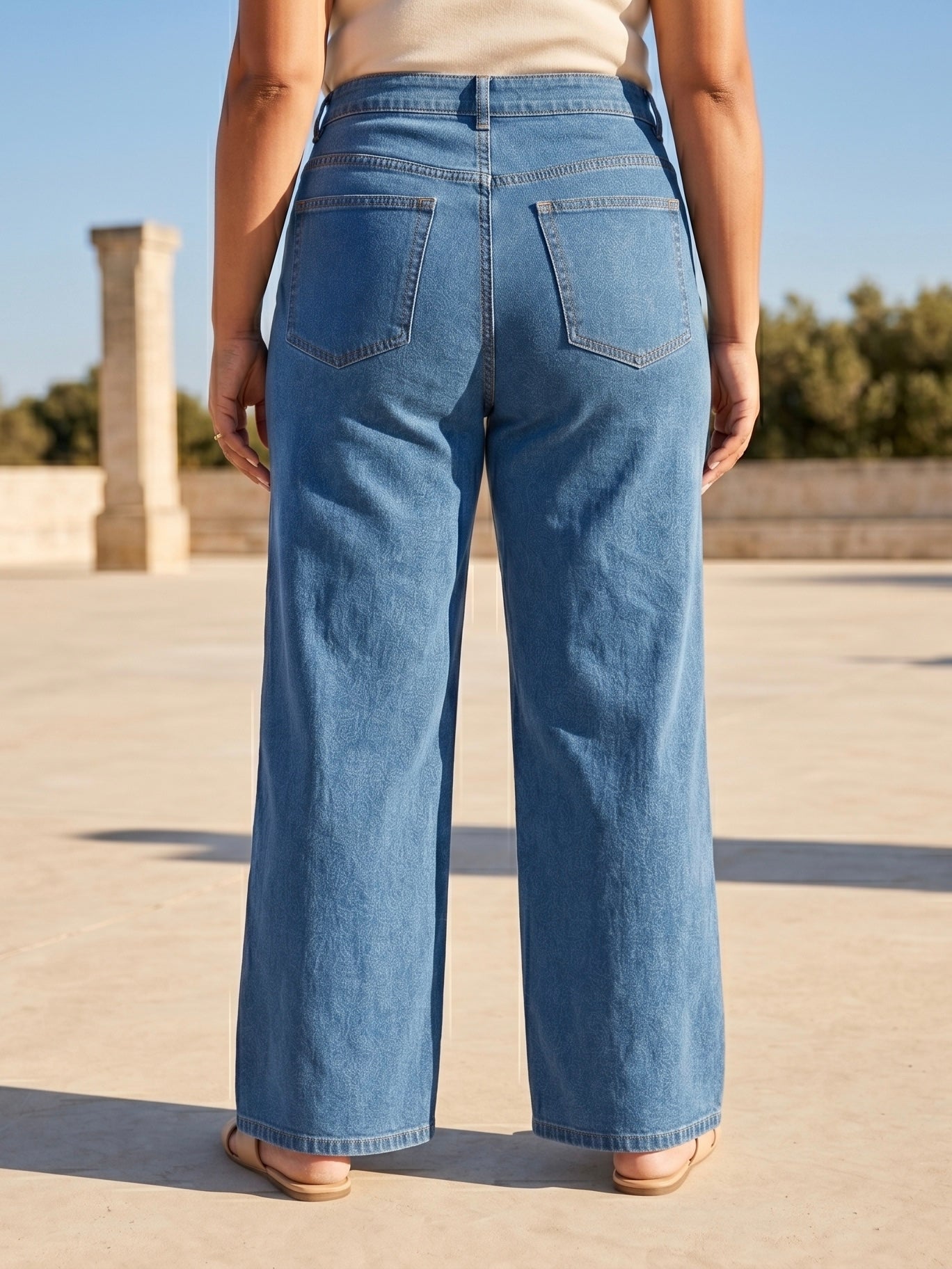 Jean Wide Leg – Grande Taille – Poches Plaquées