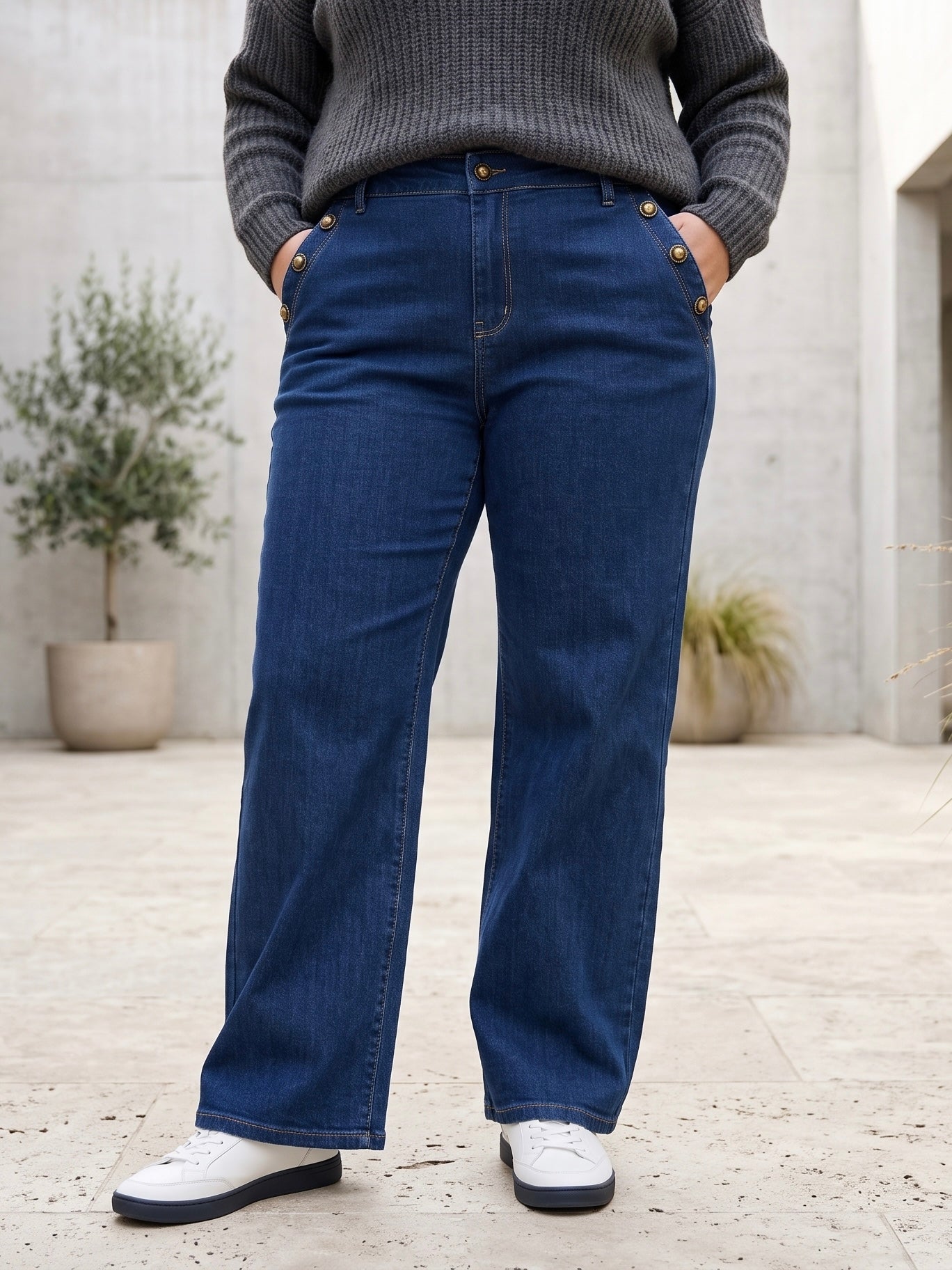 Jean Wide Leg – Grande Taille – Boutons Dorés aux Poches